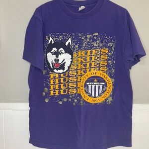 Vintage Large Made In USA Cotton Savvy Single Stitch UW Huskies Tshirt